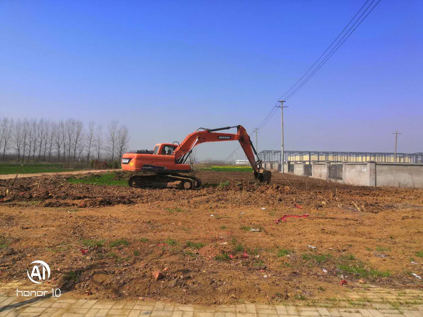 項目建設不停步 攻堅一線戰(zhàn)正酣
